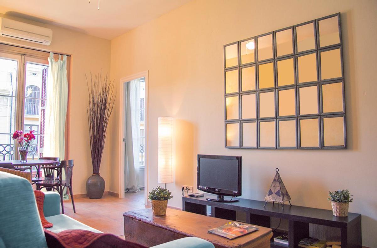 ברצלונה Gaudi Apartment 9 מראה חיצוני תמונה