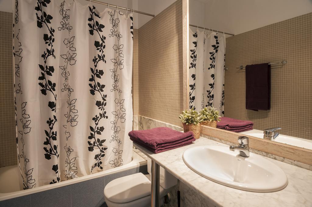 ברצלונה Gaudi Apartment 9 מראה חיצוני תמונה